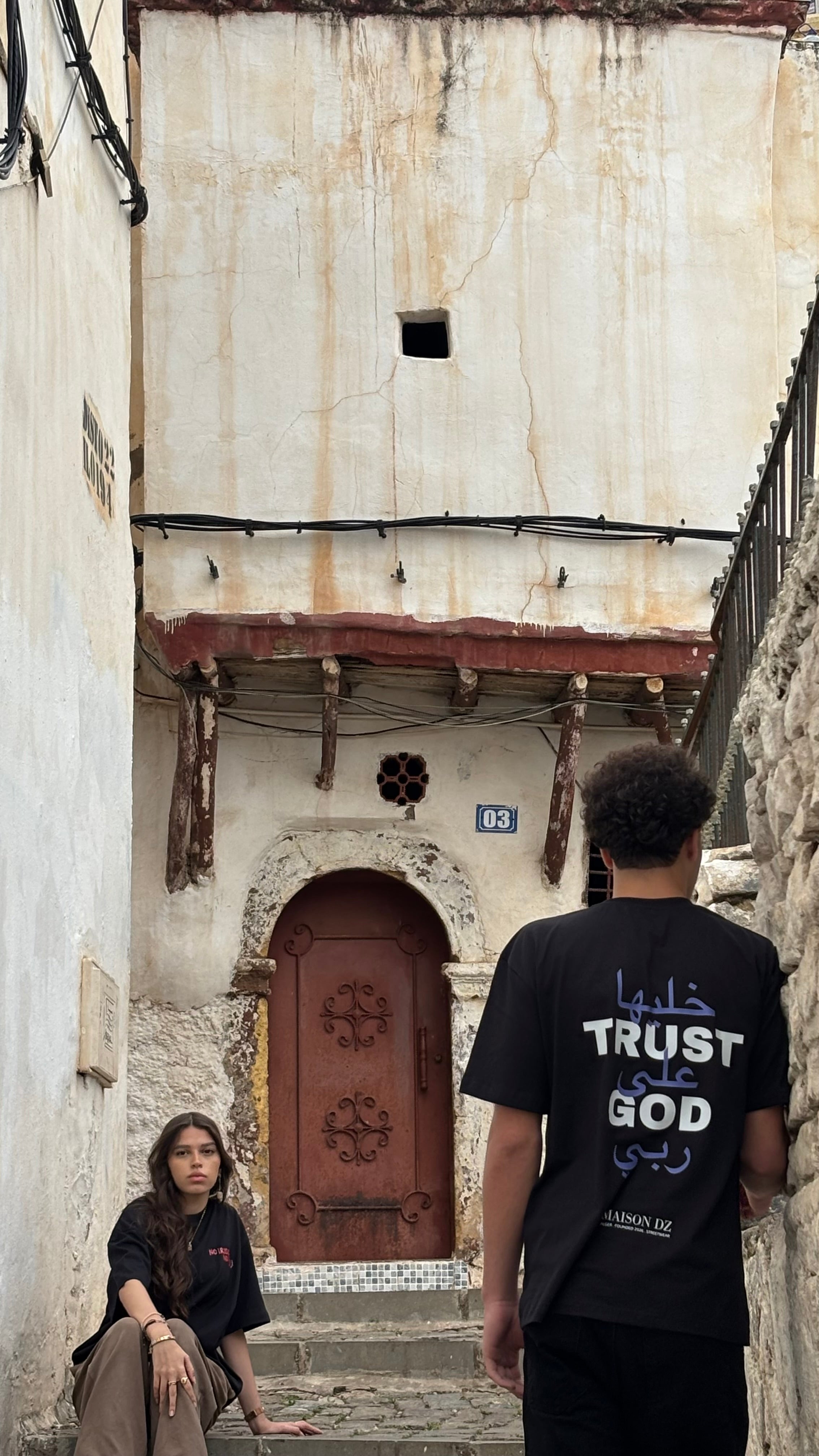 Tee-shirt Trust God